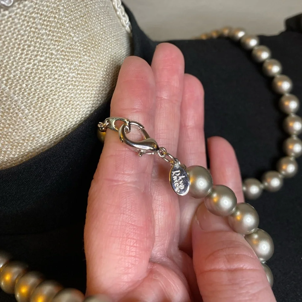 Vintage Joan Rivers Grayish Golden Iridescent Glass Faux Pearl Long Necklace - Picture 3 of 3